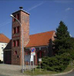 Die Feuerwehr in Drochow auf der Hauptstraße