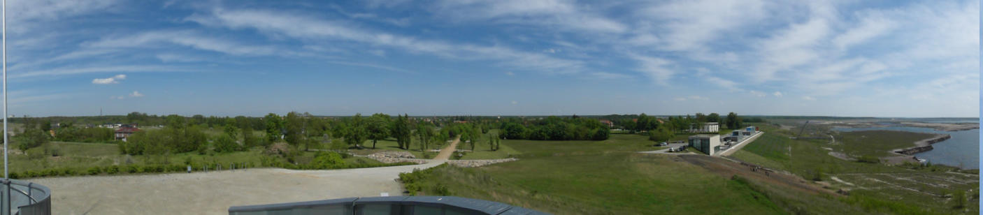 Aussichtsturm Allee der Steine in Großräschen mit Blick zum Hafen